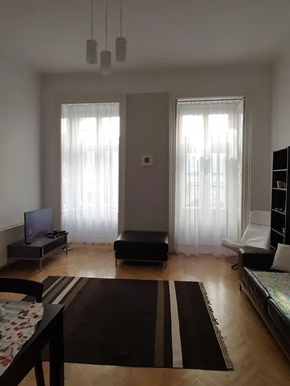 Apartment Oktober 6 Street With Balcony Hotel Budapest