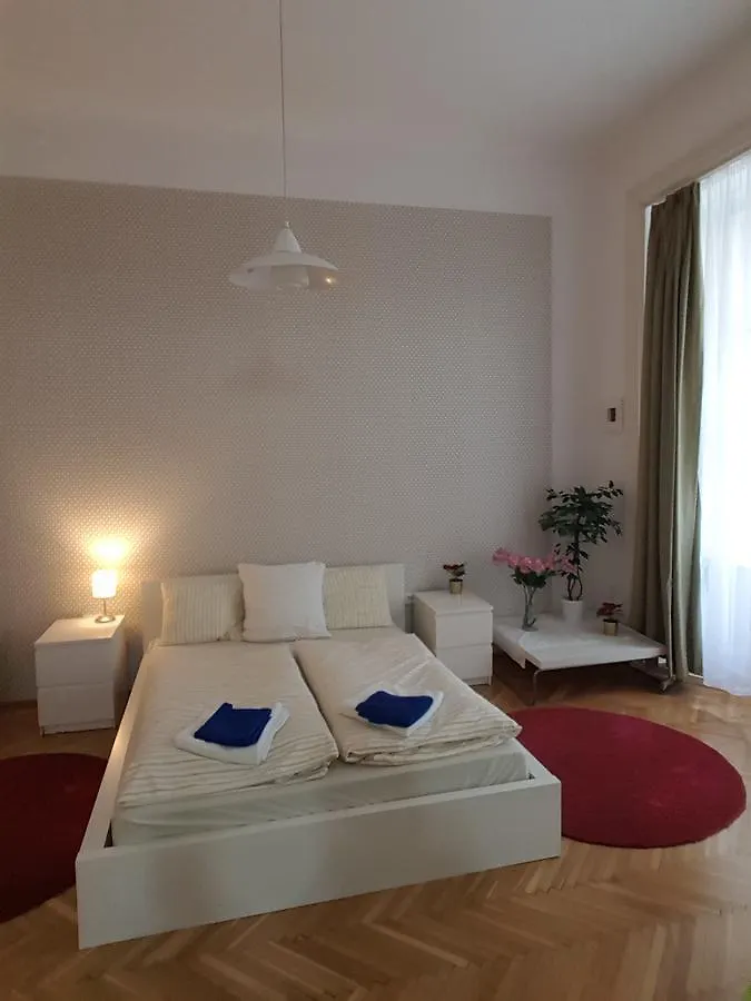 Apartment Oktober 6 Street With Balcony Hotel Budapest Hungary