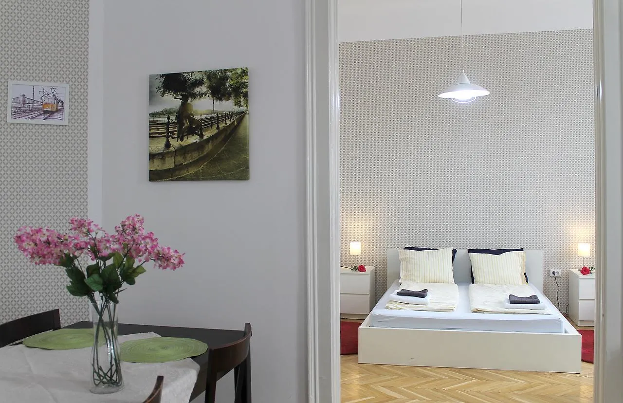 Apartment Oktober 6 Street With Balcony Hotel Budapest Hungary